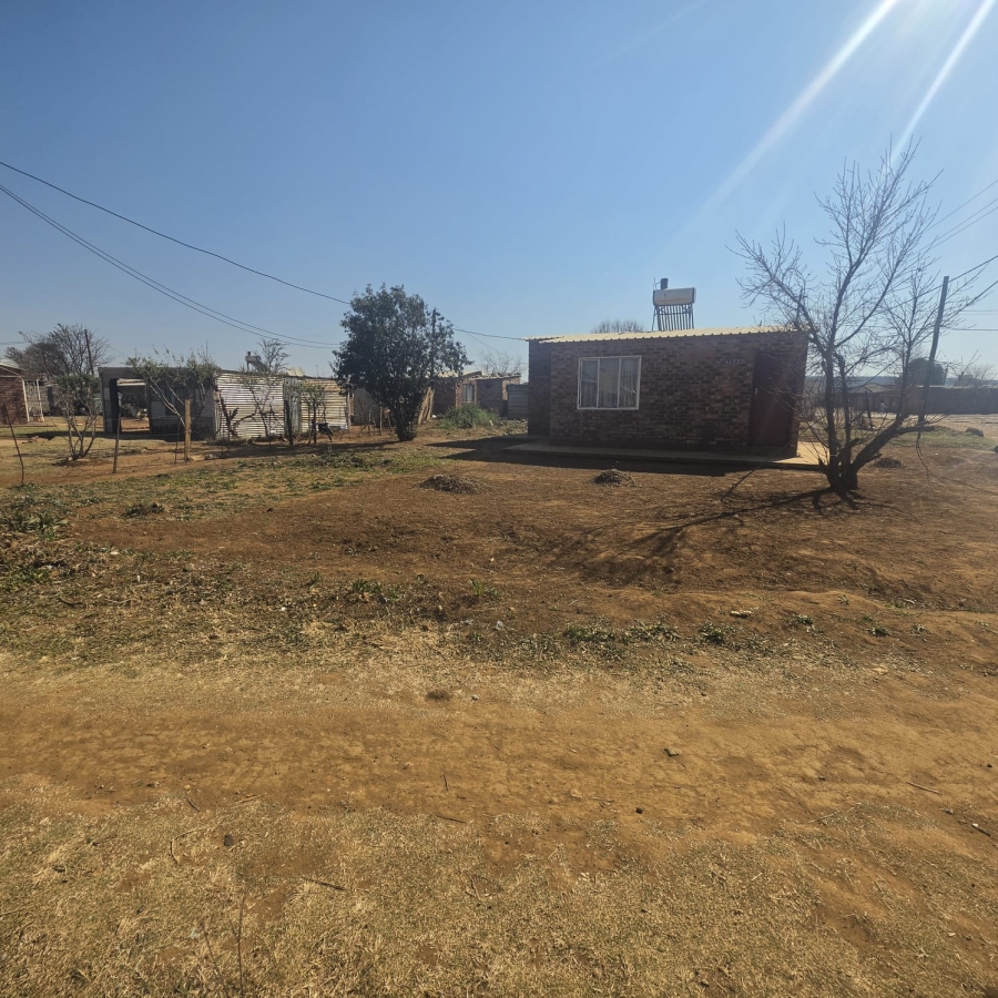 2 Bedroom Property for Sale in Ikageng North West